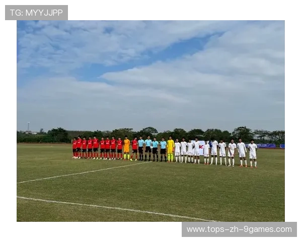 上海海港前锋李明连中两球，稳住领先优势